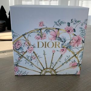 Beautiful Dior gift box. Excellent condition